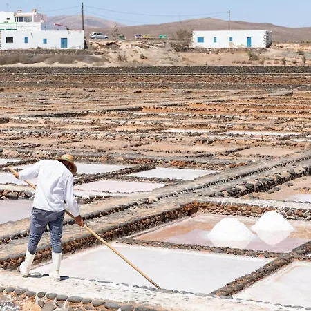 Home2book Cozy דירה